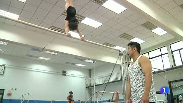 Telediario 1 - Las escuelas deportivas de China preparan a sus futuras estrellas