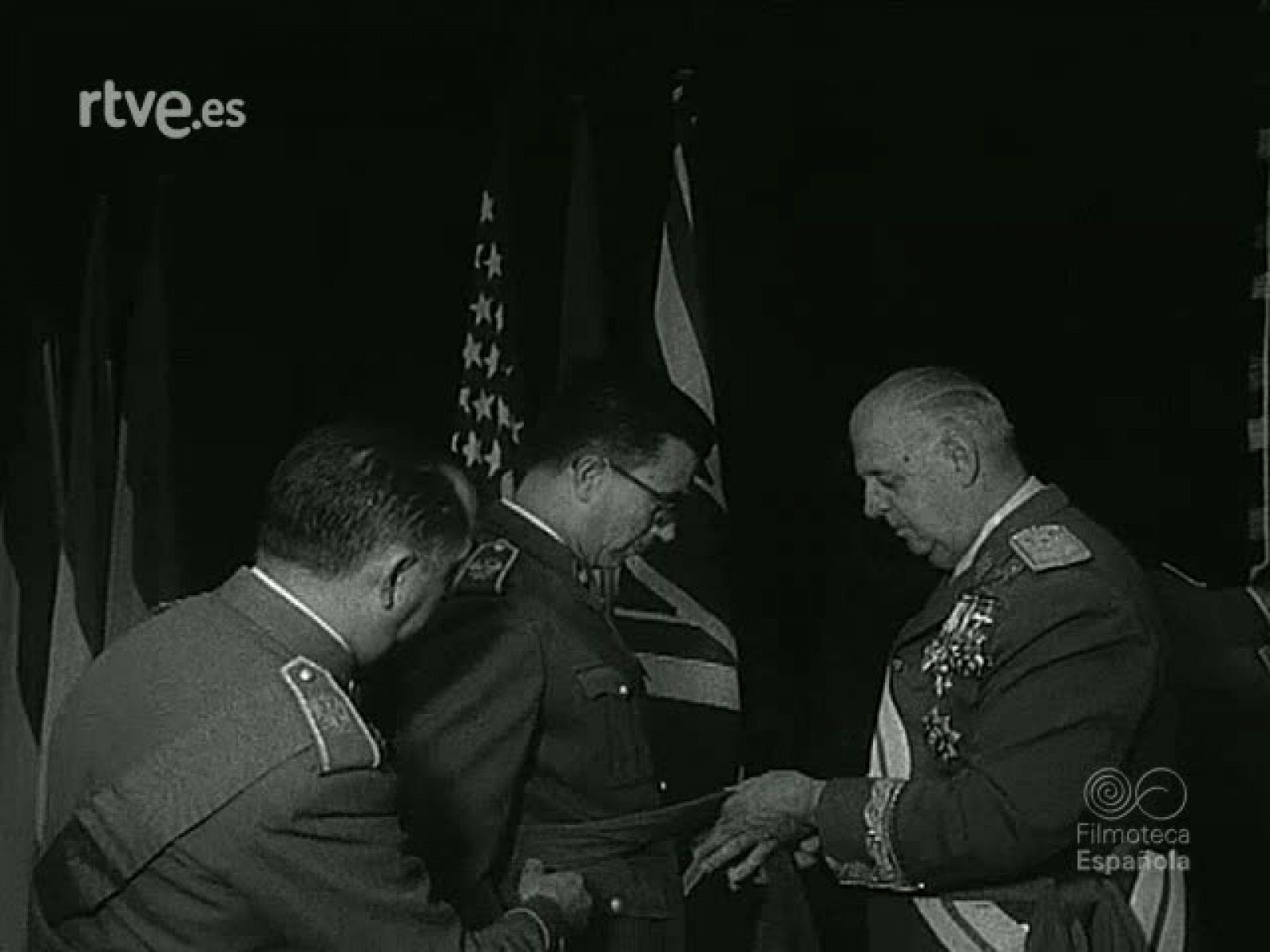 NOT N 981 B - NO-DO | Ver