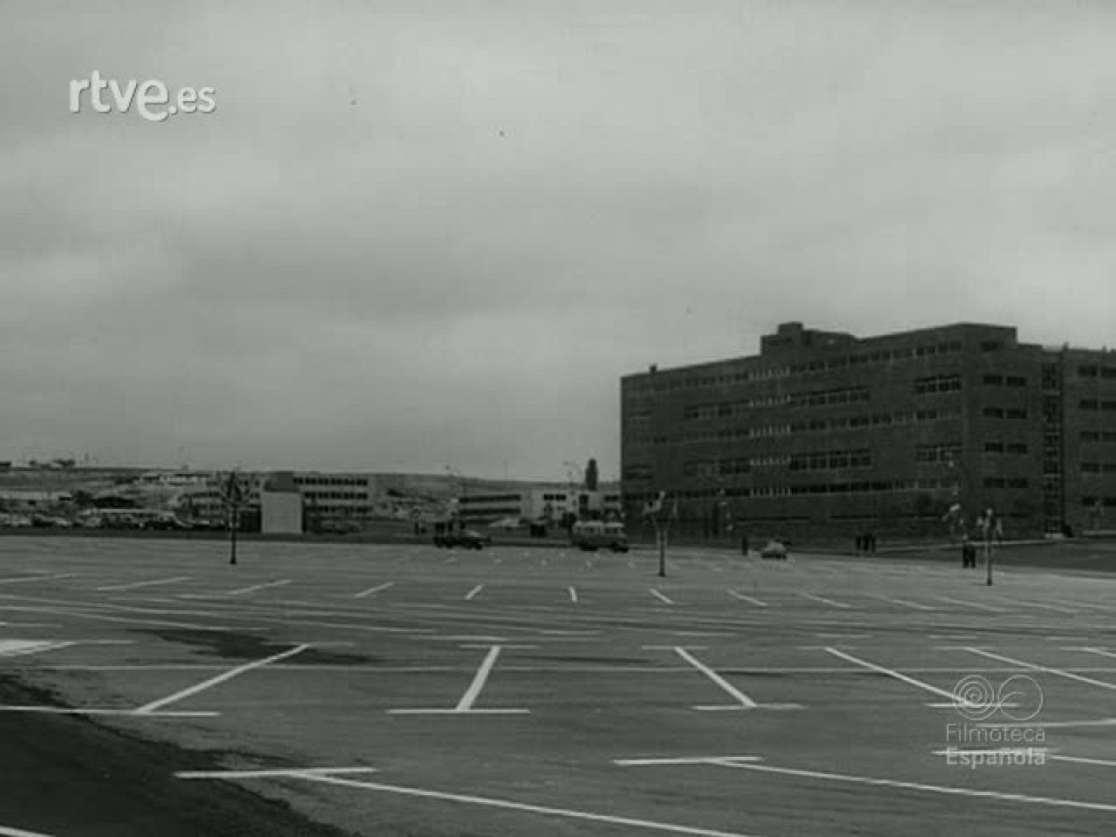 NOT N 1504 B - NO-DO | Ver