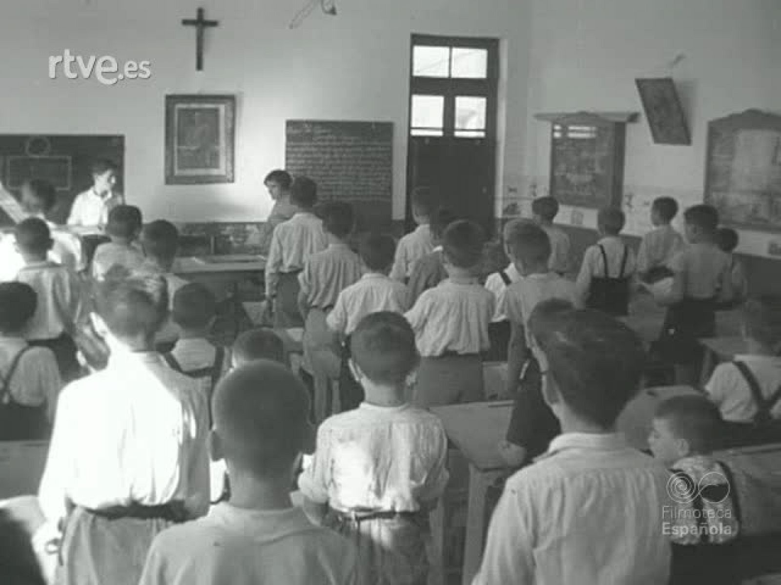 NOT N 412 B - NO-DO | Ver