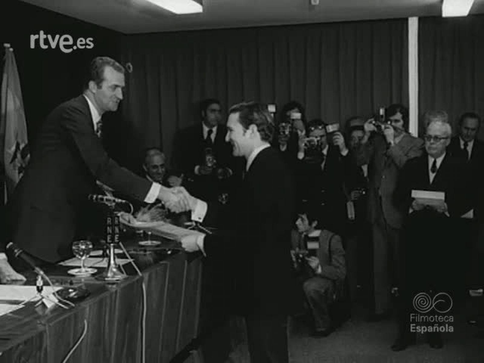 NOT N 1569 B - NO-DO | Ver