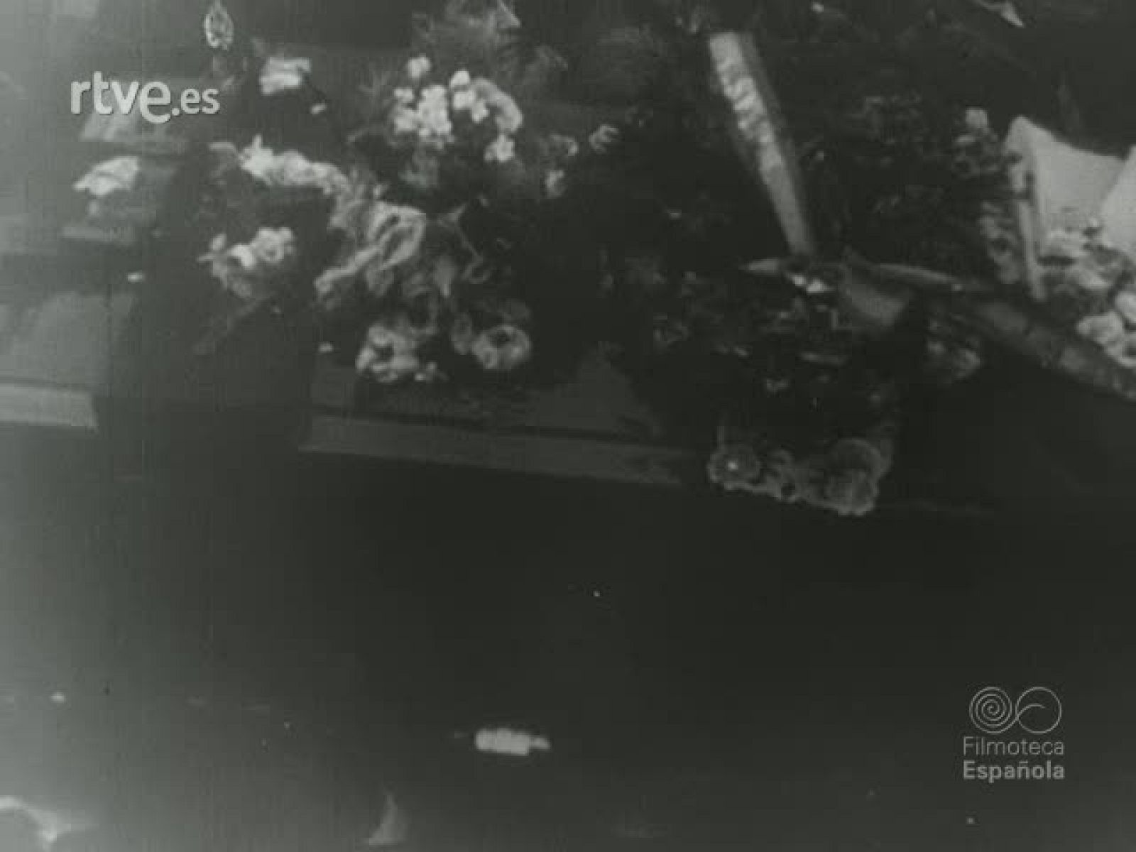 NOT N 122 B - NO-DO | Ver