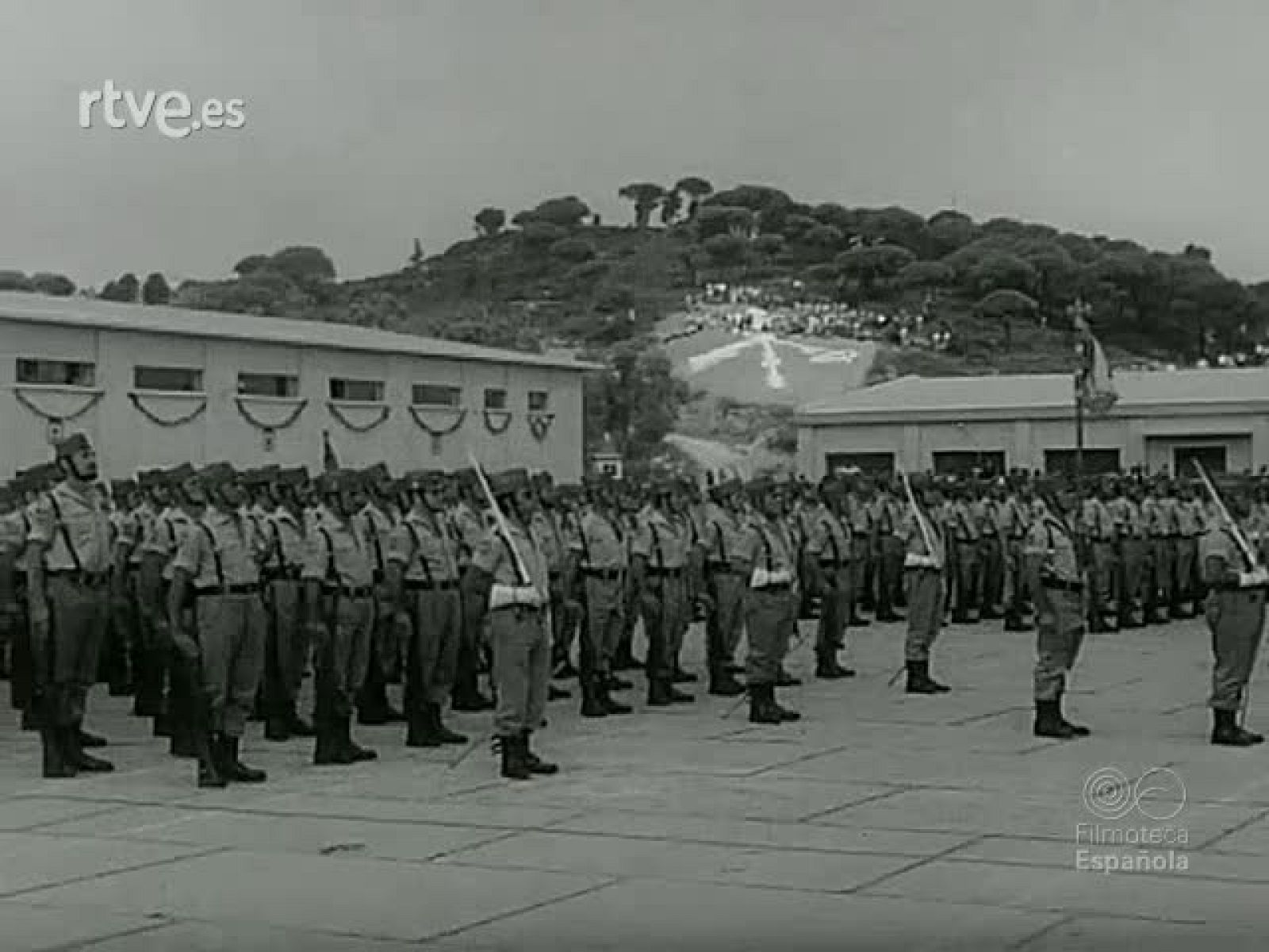 NOT N 1447 B - NO-DO | Ver