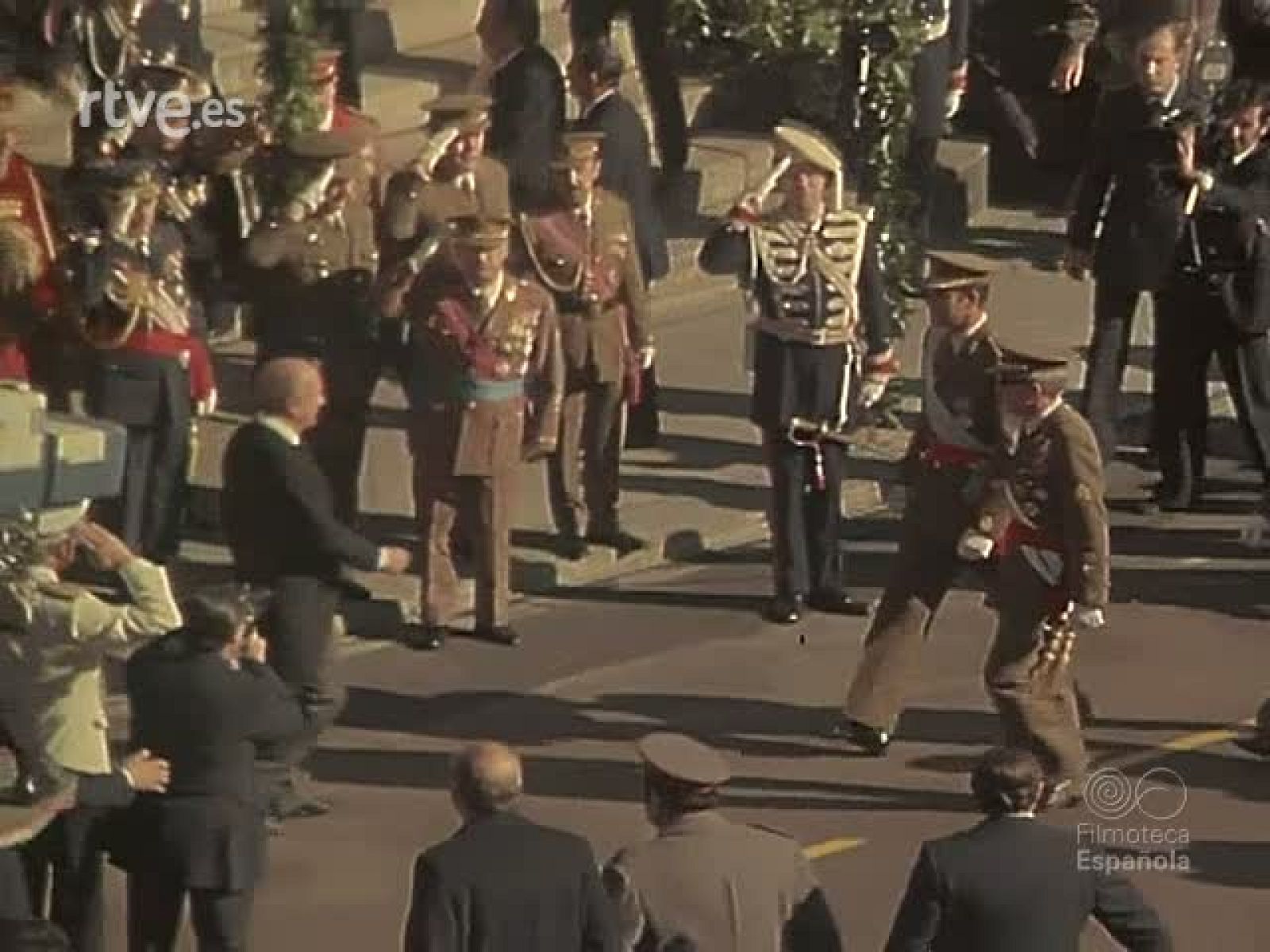 NOT N 1741 EDICION ESPECIAL. JUAN CARLOS I REY DE ESPAÑA - NO-DO | Ver