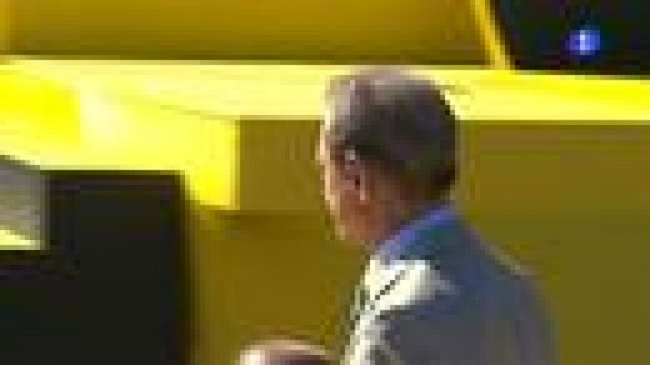 Tour de Francia - Nibali y Froome escoltan a Wiggins en el podio