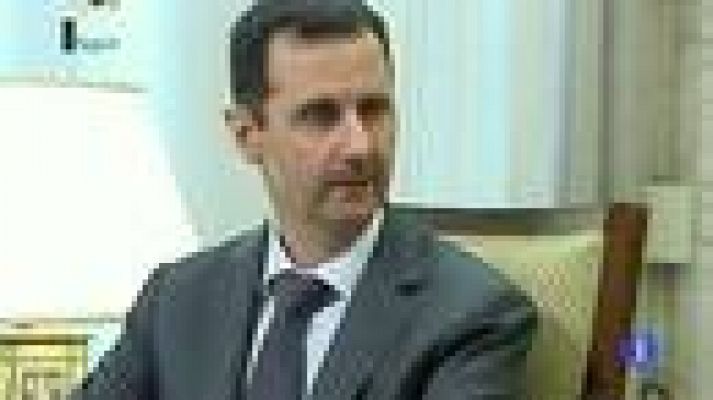 Telediario 1 - Asad vuelve a aparecer