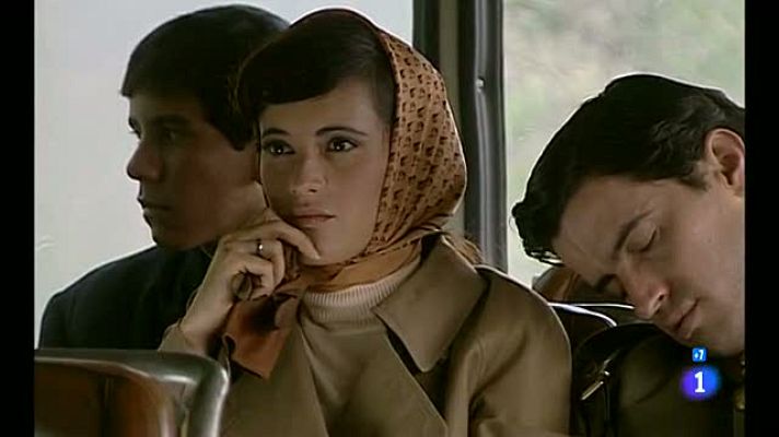 Amar en tiempos revueltos - Los mejores momentos de Andrea