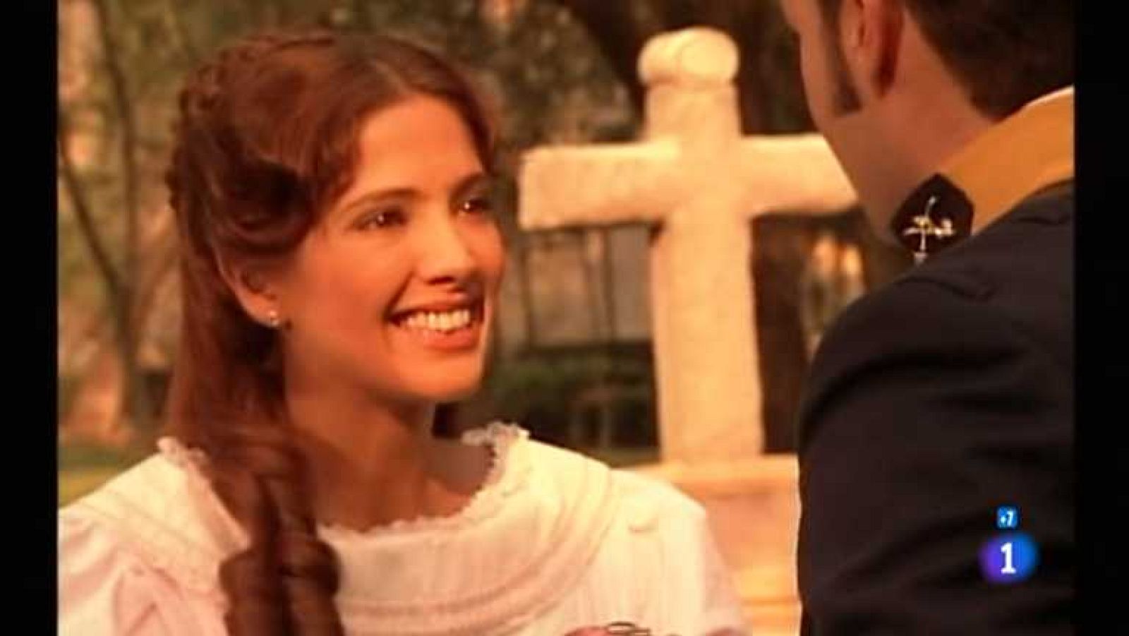 Amor real - Capítulo 2 - Matilde Peñalver se ve a escondidas con el teniente Solís - ver ahora