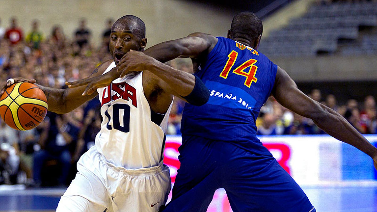 Estados Unidos impone su físico sobre una ambiciosa España