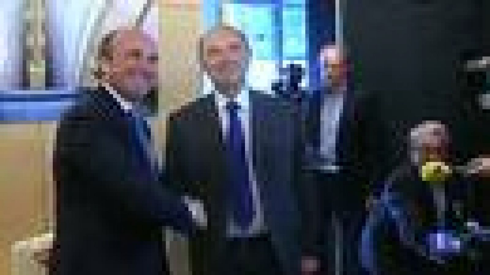 Luis de Guindos, se encuentra en París donde se ha entrevistado con su homólogo francés.