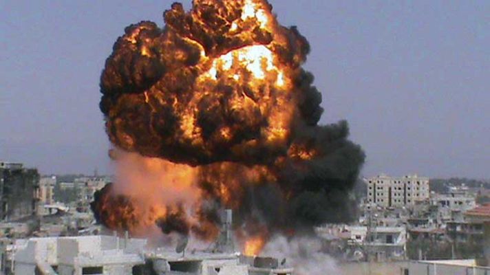 Telediario 1 - Intensifican los combates en Siria