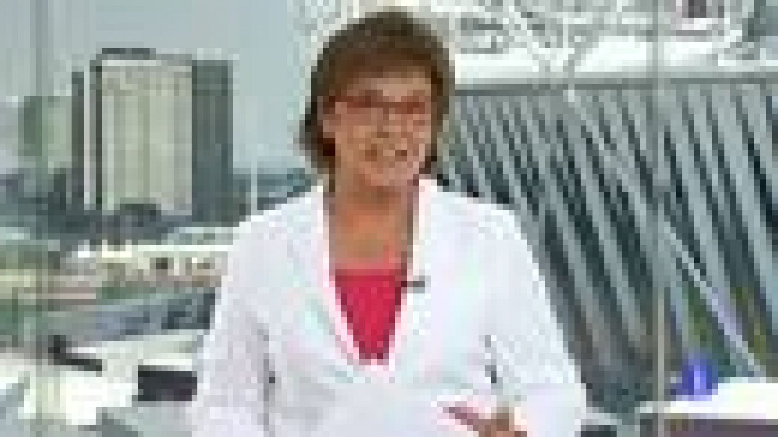 La última imagen del deporte es toda una metáfora de lo que pasa estos días en la ciudad: Londres entregada al deporte. Tanto que han conseguido que uno de sus emblemáticos autobuses rojos haga flexiones... o algo parecido. La verdad es que hasta los