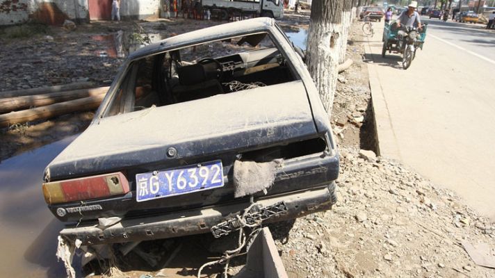 Informativo 24h - Las autoridades de Pekín reconocen errores y elevan a 77 los muertos por las lluvias torrenciales