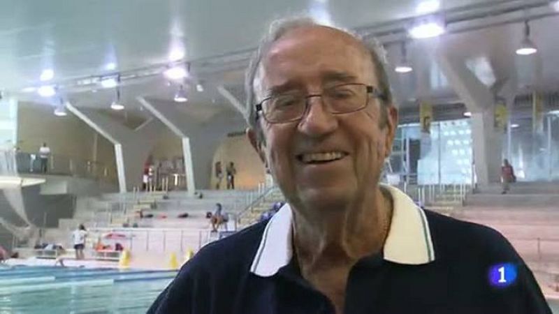 En los Juegos de 1948 fue uno de los pioneros del waterpolo español y ahora comparte sus conocimientos con las nuevas generaciones.