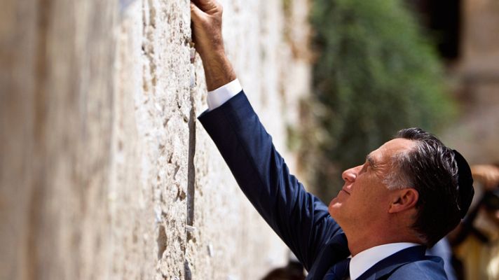 Telediario 1 - Romney viaja a Israel