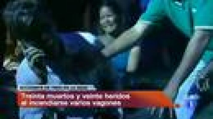 Informativo 24h - Treinta muertos y 20 heridos al incendiarse un tren al sur de la India