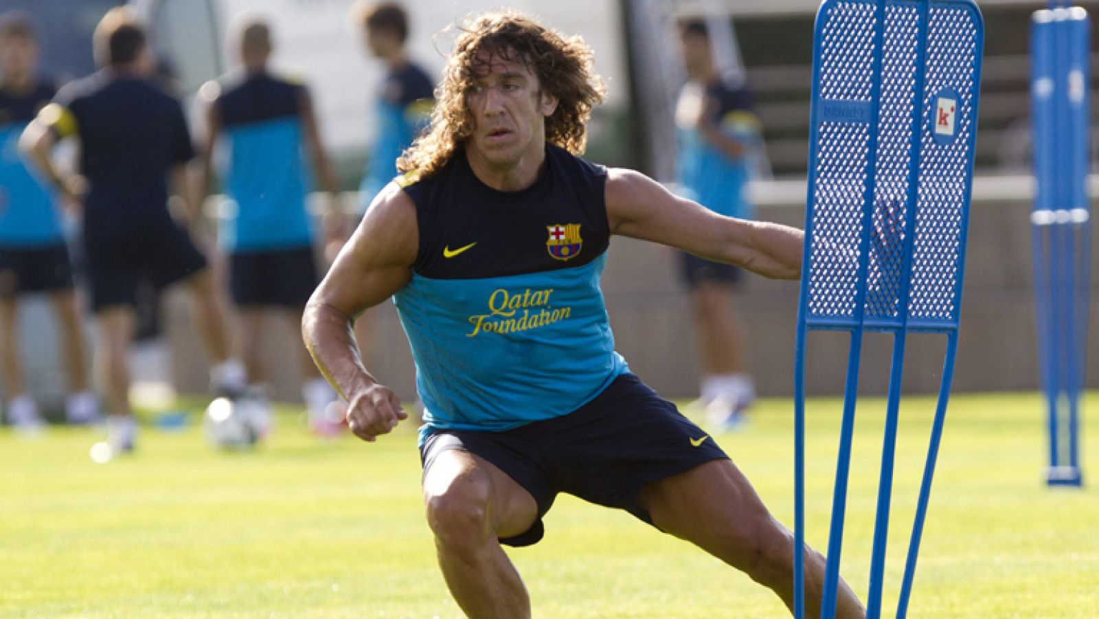 Puyol recibe el alta en una pretemporada con pocos cambios