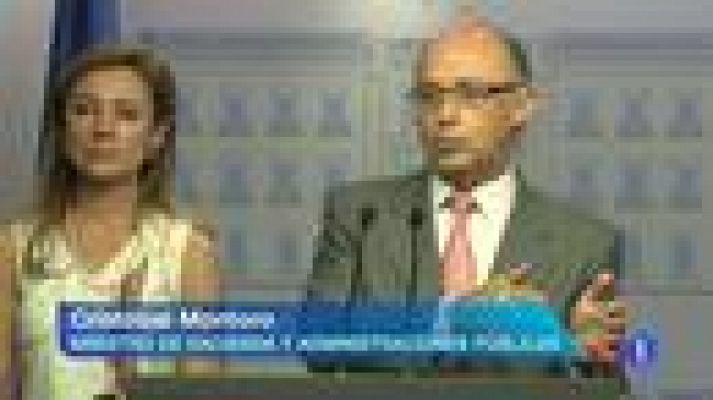 Telediario 1 - Montoro adelanta que el déficit del Estado central hasta junio alcanzó el 4% del PIB