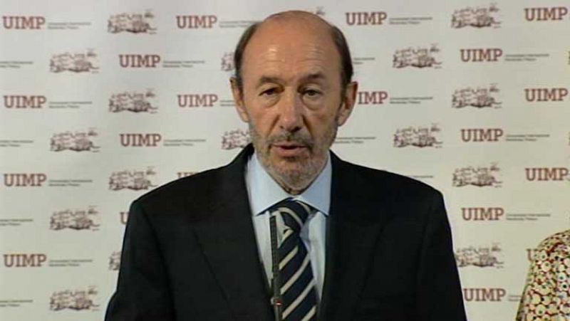 Rubalcaba insiste en adoptar políticas de crecimiento frente a los recortes