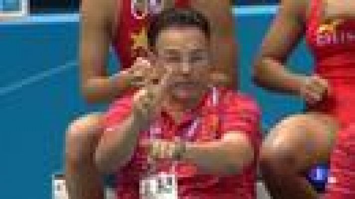 Telediario 1 - Las novatas españolas dan la sorpresa en waterpolo