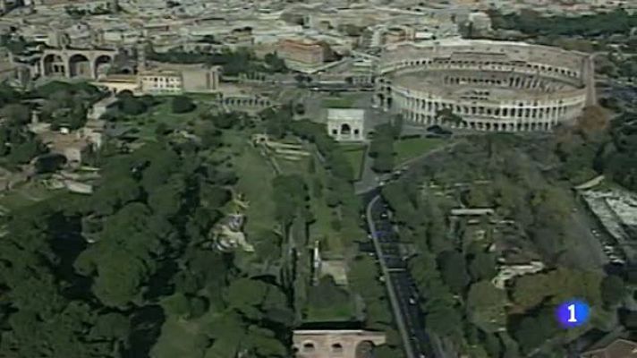 Telediario 1 - El Coliseo romano se está inclinado