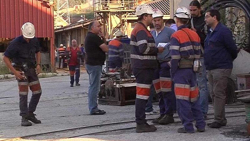 Los mineros asturianos vuelven al trabajo después de 67 días huelga