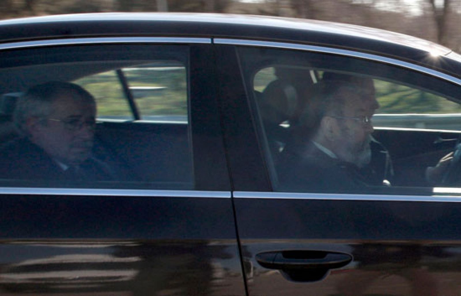 Su Majestad el Rey Juan Carlos recibe juntos a los líderes sindicales | Ver