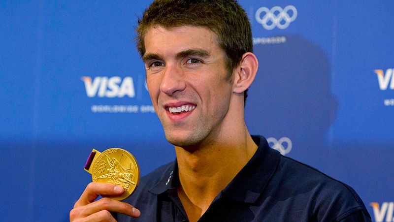 Michael Phelps está dispuesto a seguir ganando medallas despues de su retirada. Ahora viene lo mejor... el legado que deja a la natación y el semillero que germinará en un futuro gracias a sus medallas. Cuando se es el mejor uno no se retira nunca.