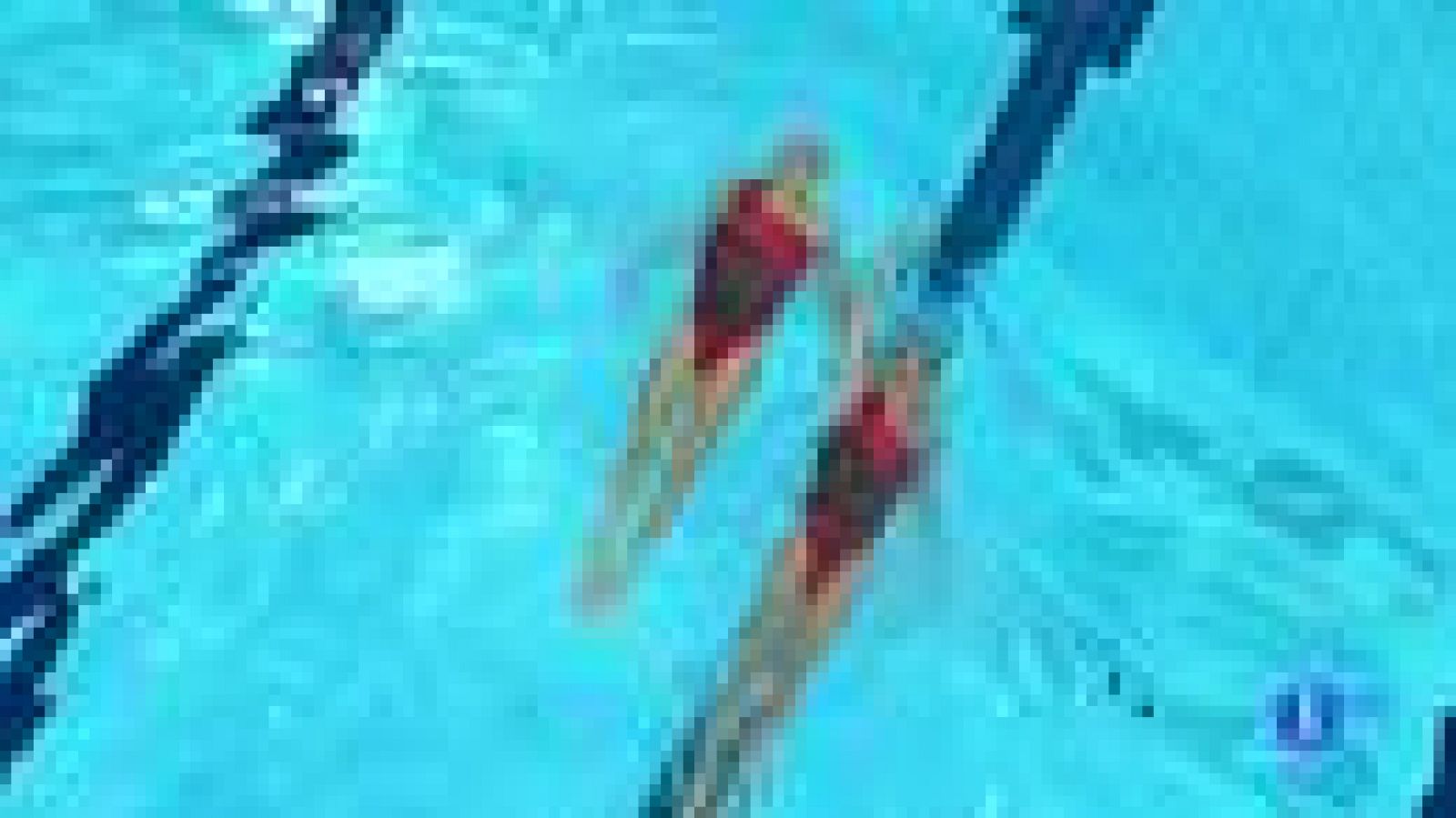 La pareja española de natación sincronizada, formada por Andrea Fuentes y Ona Carbonell, ha logrado la medalla de plata con su tango en la piscina de Londres 2012, por detrás de Rusia y por delante de China.