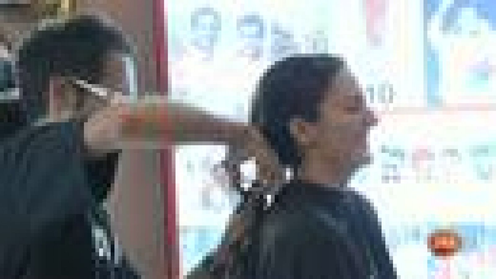 El equipo español de natación sincronizada buscará intentará remontar desde el tercer puesto actual en la rutina libre de este viernes. Para ello, el equipo de Anna Tarrés tratará de impactar con un corte de pelo y un bañador de plata.