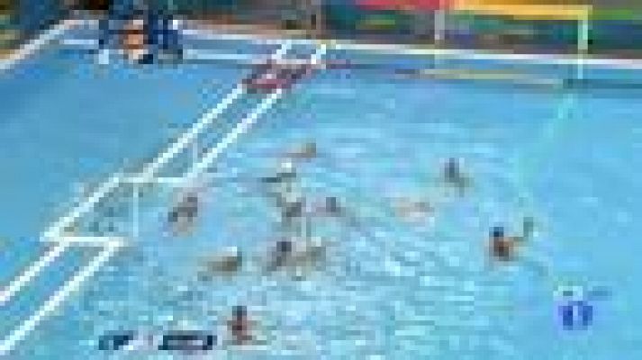 Telediario 1 - La selección española femenina de waterpolo, plata en Londres 2012
