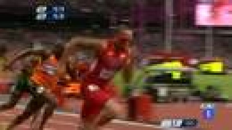 Bolt, primer atleta en ganar los 100m y 200m en dos ediciones consecutivas de los Juegos Olímpicos | Ver