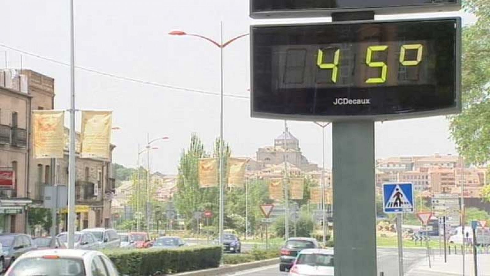 Telediario 1: Calor extremo en 14 provincias | RTVE Play