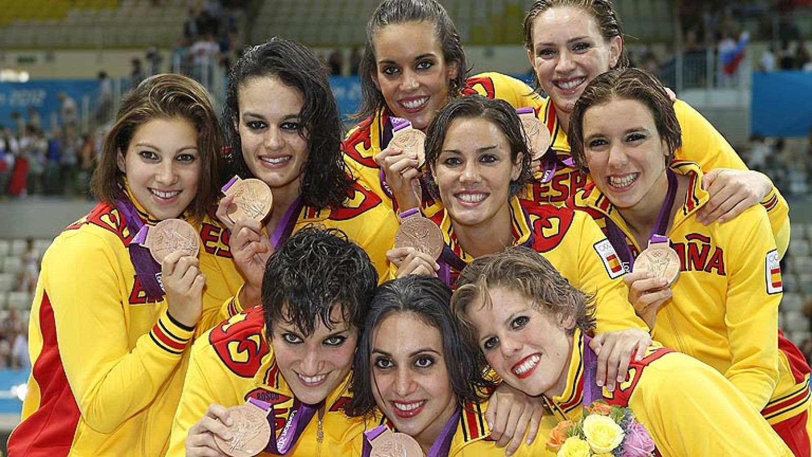 El equipo español de natación sincronizada ha logrado la medalla de bronce en Londres 2012, donde solo les superó Rusia y China.