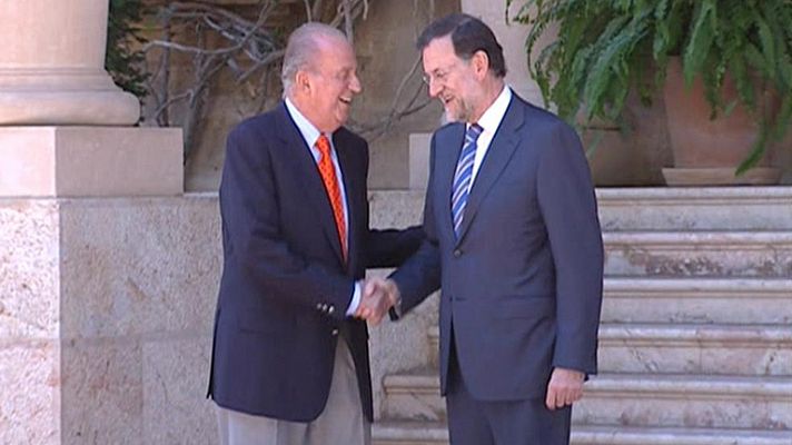 El rey recibe a Rajoy en Marivent