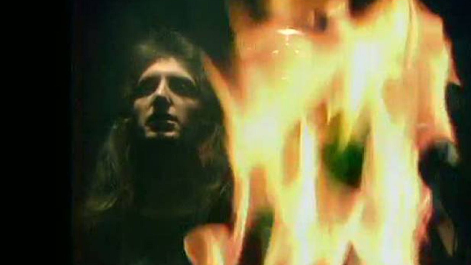 Una exposición en Gijón recorre la historia del videoclip musical