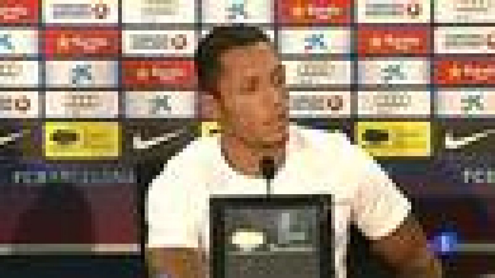Telediario 1: Adriano: "Hay que ganar la Supercopa para empezar con buen pie" | RTVE Play