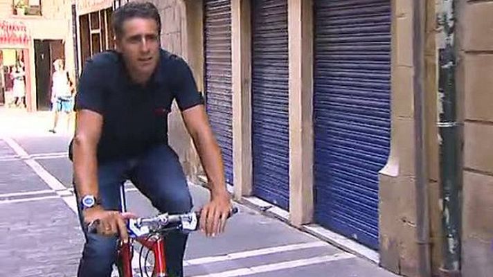 Telediario 1 - El navarro más famoso, Miguel Indurain, nos enseña el recorrido por las calles de Pamplona