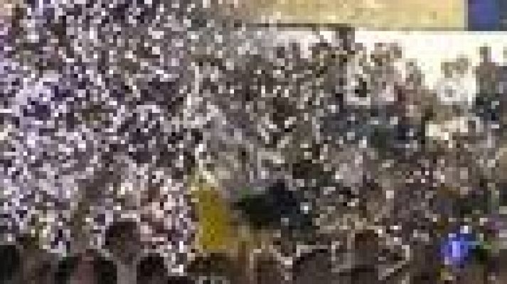 Telediario 1 - Mourinho vigila la puerta de los fichajes del Madrid