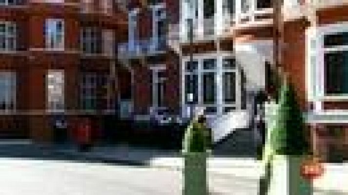 Informativo 24h - Correa dice que Ecuador no se arrodillará ante el Reino Unido