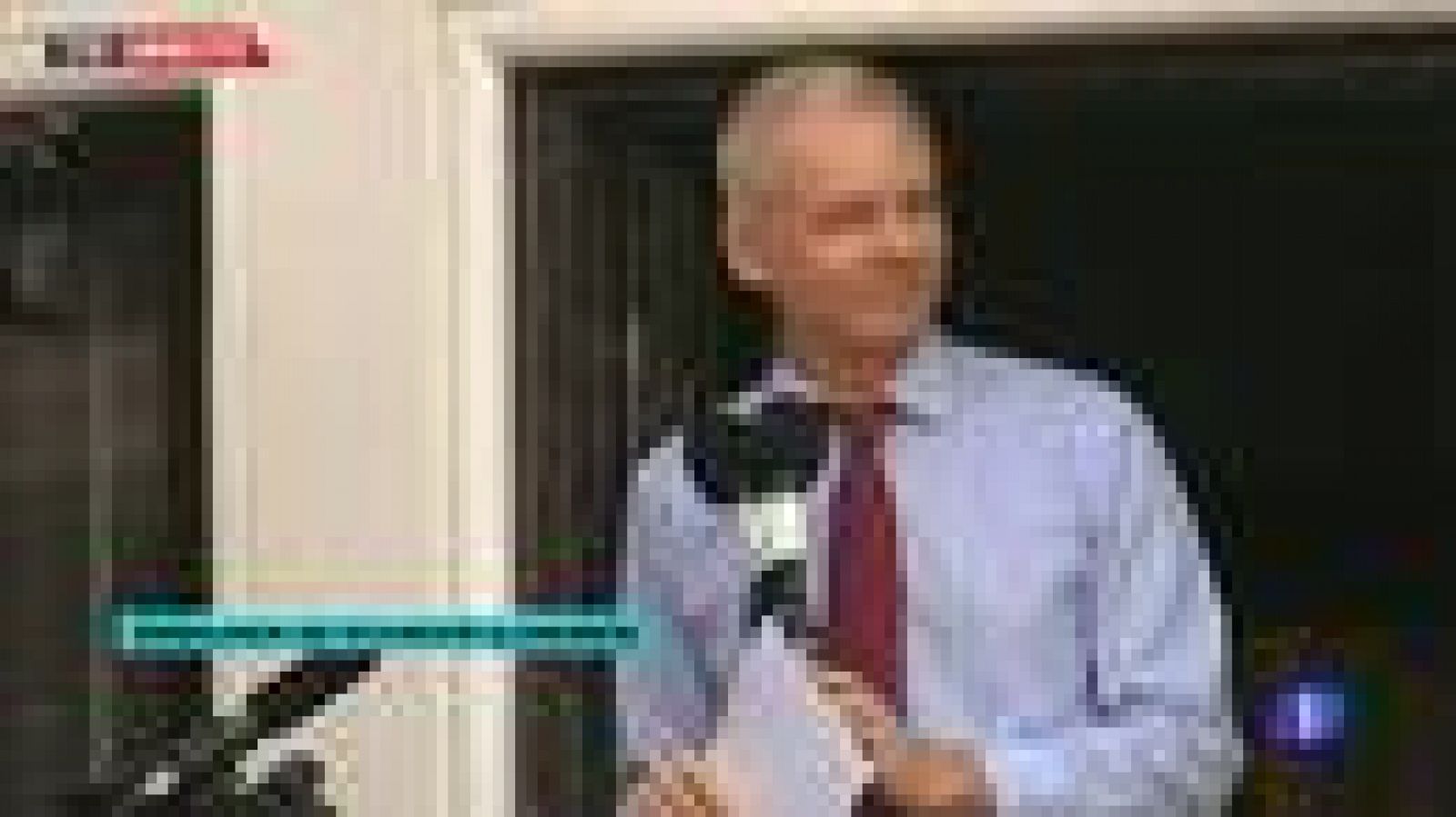 Telediario 1: Assange: "La policía quiso entrar" | RTVE Play