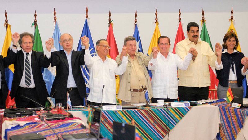 Unasur respalda a Ecuador y exhorta al diálogo en el caso Assange