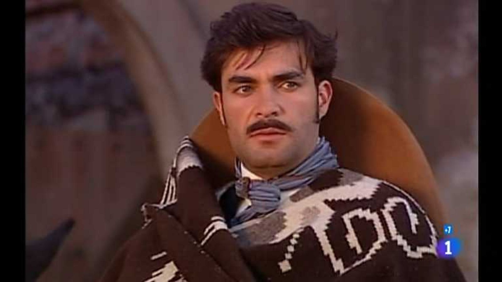 Amor real - Capítulo 18 - Remigio le propone a Adolfo matar a Manuel a cambio de su libertad - ver ahora