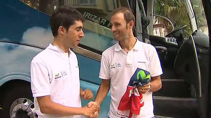 Vuelta ciclista a España - Alejandro Valverde recoge el testigo de Castroviejo como líder de la Vuelta