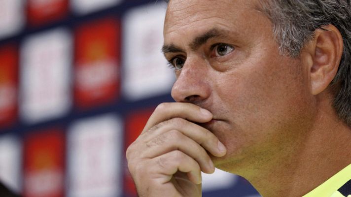 Telediario 1 - Mourinho: "Firmo perder la Supercopa y ganar la liga"