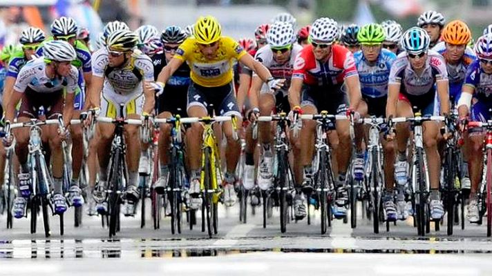 Vuelta ciclista a España - El debate de parar o no parar vuelve a la Vuelta