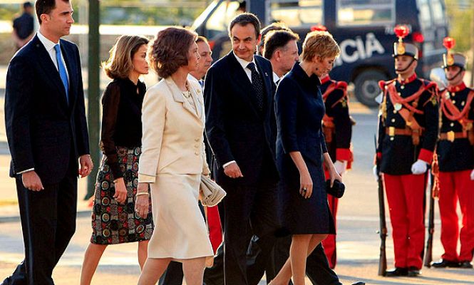  - Las autoridades llegan a la Expo