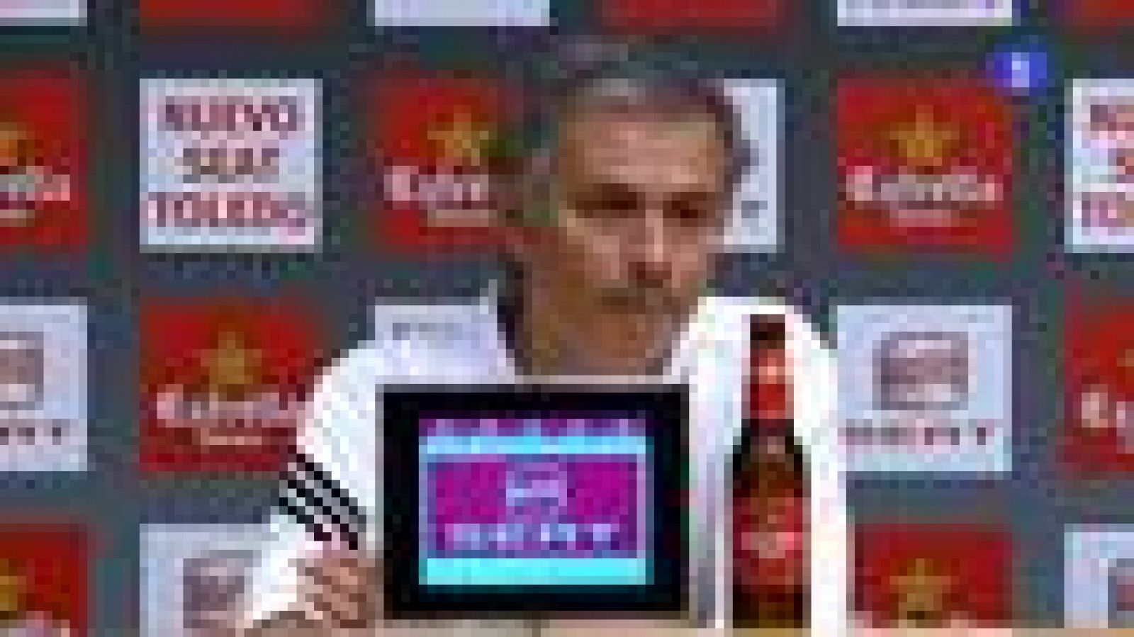 Sin programa: Mourinho: "El primer tiempo no me ha gustado" | RTVE Play