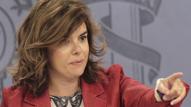  Sáenz de Santamaría asegura que no se negocian las condiciones de un rescate a España