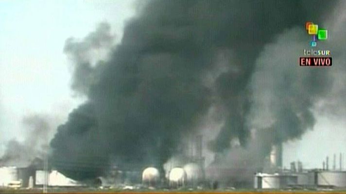 Informativo 24h - Aumentan a 24 los muertos en la explosión de una refinería en Venezuela